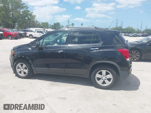 2018 Chevrolet Trax LT with VIN 3GNCJLSB9JL276974, listed as a IAAI auction lot 41959303 with 59,686 mi miles and . Bid and sale history available at carsss.com. Image 14.