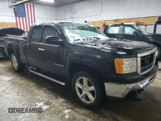 2010 GMC Sierra 1500 with VIN 1GTSKVEAXAZ231678, listed as a Copart auction lot 46305385 with 170,015 mi miles and Clean Title. Bid and sale history available at DreamBid. Image 4.
