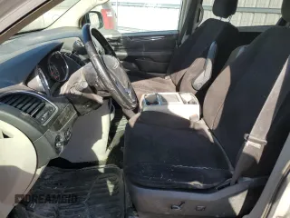 2011 Chrysler Town & Country Touring with VIN 2A4RR5DG8BR646925, listed as a Copart auction lot 48337055 with 181,881 mi miles and Salvage Title. Bid and sale history available at DreamBid. Image 7.