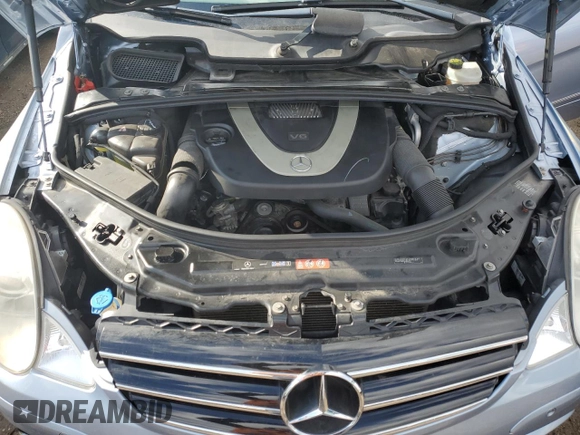 2009 Mercedes-Benz R 3.5L with VIN 4JGCB65E29A100893, listed as a Copart auction lot 46970625 with 114,118 mi miles and Salvage Title. Bid and sale history available at carsss.com. Image 12.