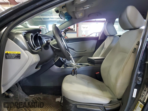 2014 Kia Optima LX with VIN 5XXGM4A70EG313951, listed as a Copart auction lot 63703955 with 87,929 mi miles and Clean title. Bid and sale history available at DreamBid. Image 7.