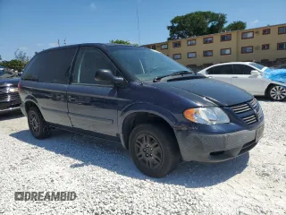 2005 Dodge Caravan SE z VIN 1D4GP25B25B414184, wystawiony jako Copart lot #55027705 z przebiegiem 156 563 mil mil oraz Szkody całkowita. Historia ofert i sprzedaży dostępna na DreamBid. Obrazek 4.