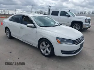 2012 Volkswagen Passat SE z VIN 1VWBH7A38CC028566, wystawiony jako IAAI lot #41488709 z przebiegiem 140 197 mil mil oraz . Historia ofert i sprzedaży dostępna na DreamBid. Obrazek 1.