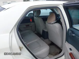 2006 Chrysler 300 C with VIN 2C3LK63H26H140295, listed as a IAAI auction lot 41474372 with 150,070 mi miles. Bid and sale history available at carsss.com. Image 8.