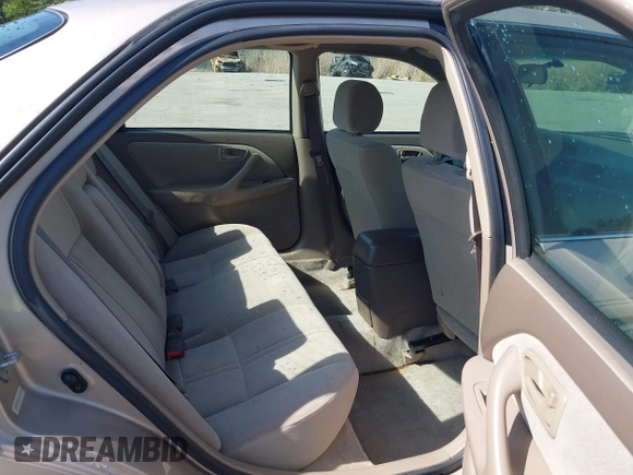 2001 Toyota Camry CE with VIN 4T1BG22K11U114688, listed as a IAAI auction lot 42065715 with 150,181 mi miles. Bid and sale history available at carsss.com. Image 8.