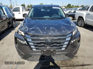 2024 Nissan Rogue SV z VIN 5N1BT3BA9RC700601, wystawiony jako Copart lot #56517675 z przebiegiem 30 292 mil mil oraz Szkoda całkowita • Salvage title. Historia ofert i sprzedaży dostępna na DreamBid. Obrazek 5.