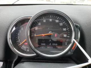 2019 MINI Countryman Cooper с VIN WMZYV5C53K3F57806, выставлен на аукционе Copart как лот 53888065 с пробегом 80 372 миль миль и Списание • Salvage title. История ставок и продаж доступна на DreamBid. Изображение 9.