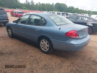 2006 Ford Taurus SE with VIN 1FAHP53226A245951, listed as a IAAI auction lot 42389703 with Not provided miles and . Bid and sale history available at DreamBid. Image 3.