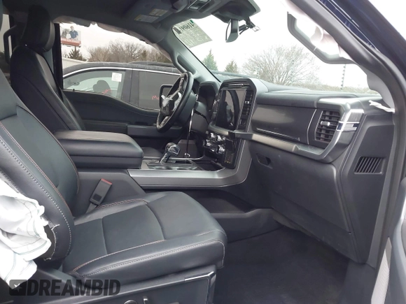 2022 Ford F-150 XL with VIN 1FTFW1ED9NFB61106, listed as a IAAI auction lot 41609143 with 73,391 mi miles. Bid and sale history available at carsss.com. Image 5.