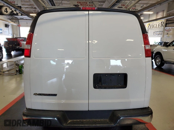 2019 Chevrolet Express Cargo with VIN 1GCZGGFG9K1202459, listed as a IAAI auction lot 42846793 with 149,357 mi miles and . Bid and sale history available at DreamBid. Image 6.