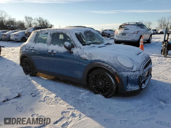 2022 MINI Hardtop 4 Door Cooper S with VIN WMW53DK08N2S29603, listed as a Copart auction lot 85194284 with 14,121 mi miles and Salvage title. Bid and sale history available at DreamBid. Image 4.