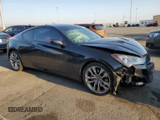 2013 Hyundai Genesis Coupe R-Spec with VIN KMHHT6KD4DU111402, listed as a Copart auction lot 48752935 with 104,119 mi miles and Salvage title. Bid and sale history available at DreamBid. Image 4.