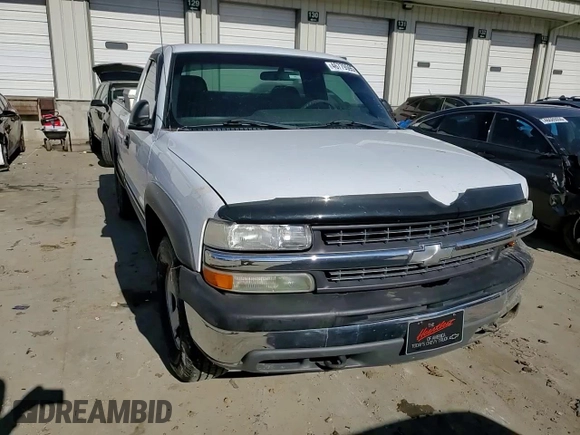 2000 Chevrolet Silverado 1500 with VIN 1GCEK14T1YZ263275, listed as a Copart auction lot 46779595 with 144,052 mi miles and Salvage Title. Bid and sale history available at carsss.com. Image 10.