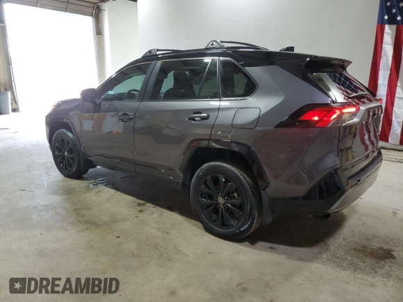 2022 Toyota RAV4 Hybrid XSE with VIN 4T3E6RFV1NU096090, listed as a Copart auction lot 53602885 with 39,077 mi miles and Clean title. Bid and sale history available at DreamBid. Image 2.