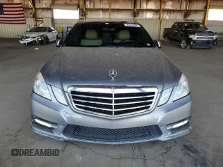 2013 Mercedes-Benz E 350 Luxury z VIN WDDHF5KB9DA683237, wystawiony jako Copart lot #65472505 z przebiegiem 135 380 mil mil oraz Czysty tytuł • Clean title. Historia ofert i sprzedaży dostępna na DreamBid. Obrazek 5.