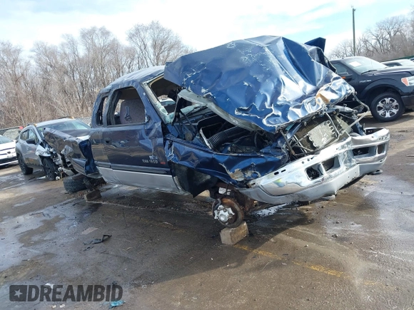 2001 Dodge 1500 z VIN 3B7HF13Z61G762957, wystawiony jako IAAI lot #41679791 z przebiegiem Nie podano mil oraz . Historia ofert i sprzedaży dostępna na DreamBid. Obrazek 1.