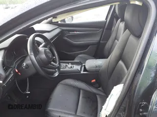 2020 Mazda 3 z VIN JM1BPALM1L1158967, wystawiony jako IAAI lot #42196832 z przebiegiem 43 519 mil mil oraz . Historia ofert i sprzedaży dostępna na DreamBid. Obrazek 5.