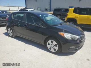 2016 Kia Forte 5-Door LX with VIN KNAFK5A89G5593762, listed as a Copart auction lot 48981265 with 0 mi miles and Salvage Title. Bid and sale history available at carsss.com. Image 4.