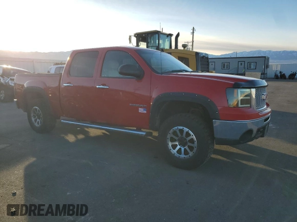 2010 GMC Sierra 1500 with VIN 3GTXKVE21AG256015, listed as a Copart auction lot 81150644 with 209,411 mi miles and Salvage Title. Bid and sale history available at DreamBid. Image 4.