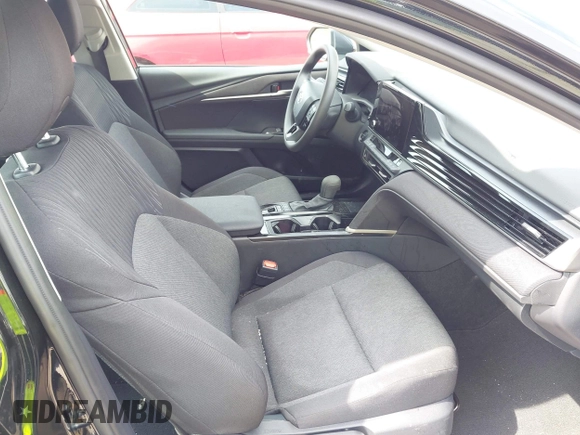 2025 Toyota Camry LE with VIN 4T1DAACK2SU546534, listed as a IAAI auction lot 42202582 with 11,087 mi miles and . Bid and sale history available at DreamBid. Image 5.