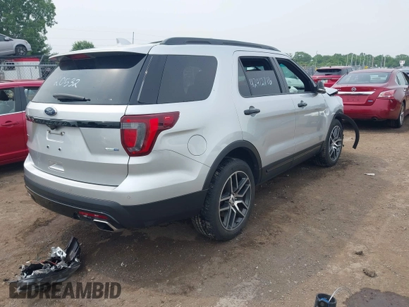 2017 Ford Explorer Sport z VIN 1FM5K8GTXHGB20532, wystawiony jako IAAI lot #42412716 z przebiegiem 65 322 mil mil oraz . Historia ofert i sprzedaży dostępna na DreamBid. Obrazek 4.
