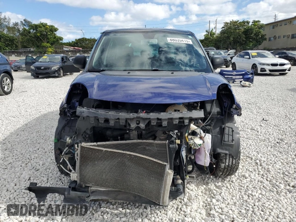 2015 FIAT 500L Urbana Trekking with VIN ZFBCFADH5FZ032080, listed as a Copart auction lot 88035415 with 88,082 mi miles and Salvage Title. Bid and sale history available at DreamBid. Image 5.