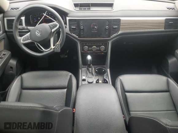 2022 Volkswagen Atlas SEL with VIN 1V2BR2CA8NC534303, listed as a Copart auction lot 57962305 with 40,401 mi miles and Salvage title. Bid and sale history available at DreamBid. Image 8.