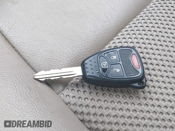2016 Jeep Compass Latitude with VIN 1C4NJCEA6GD792633, listed as a IAAI auction lot 42240729 with 154,163 mi miles and . Bid and sale history available at DreamBid. Image 11.