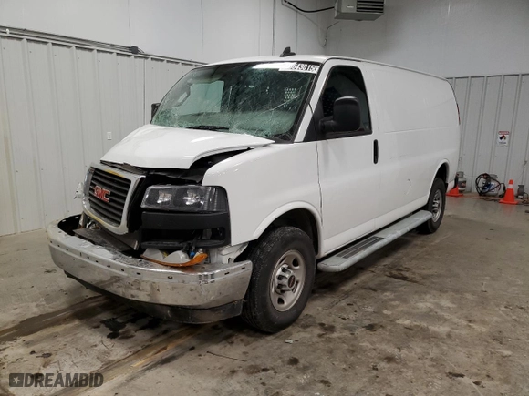 2022 GMC Savana Cargo Van with VIN 1GTW7AFP8N1272295, listed as a Copart auction lot 43643015 with 0 mi miles and Clean Title. Bid and sale history available at carsss.com. Image 1.