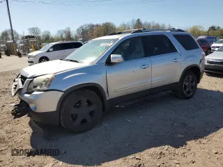 2010 GMC Acadia SLT1 z VIN 1GKLRMED2AJ125491, wystawiony jako Copart lot #53186285 z przebiegiem 172 814 mil mil oraz Szkody całkowita. Historia ofert i sprzedaży dostępna na DreamBid. Obrazek 1.