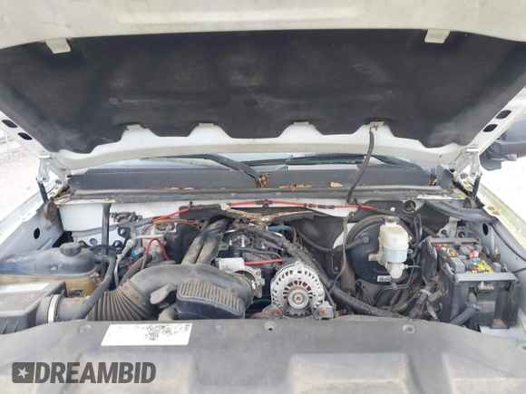 2008 GMC Sierra 1500 Work Truck z VIN 2GTEK133981178274, wystawiony jako IAAI lot #42146222 z przebiegiem 246 353 mil mil oraz . Historia ofert i sprzedaży dostępna na DreamBid. Obrazek 10.