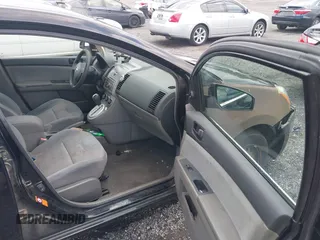 2008 Nissan Sentra S with VIN 3N1AB61E48L681647, listed as a IAAI auction lot 42165999 with 195,231 mi miles and . Bid and sale history available at DreamBid. Image 5.