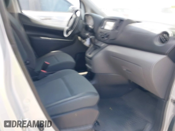 2015 Chevrolet City Express Cargo LT z VIN 3N63M0ZN1FK702603, wystawiony jako IAAI lot #39793062 z przebiegiem 101 593 mil mil oraz . Historia ofert i sprzedaży dostępna na DreamBid. Obrazek 5.