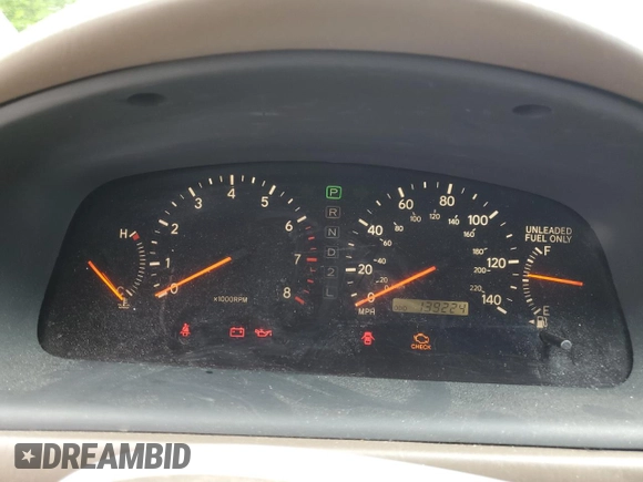 2001 Lexus ES 300 with VIN JT8BF28G510319575, listed as a Copart auction lot 54321275 with 139,224 mi miles and Non Repairable. Bid and sale history available at DreamBid. Image 9.