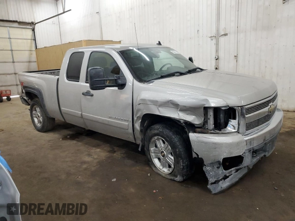 2008 Chevrolet Silverado 1500 LTZ with VIN 1GCEK19078Z317211, listed as a Copart auction lot 83551294 with 141,991 mi miles and Salvage Title. Bid and sale history available at carsss.com. Image 4.