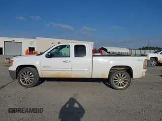 2013 GMC Sierra 1500 SLE z VIN 1GTR2VE71DZ114241, wystawiony jako IAAI lot #41719789 z przebiegiem 199 868 mil mil oraz . Historia ofert i sprzedaży dostępna na DreamBid. Obrazek 14.