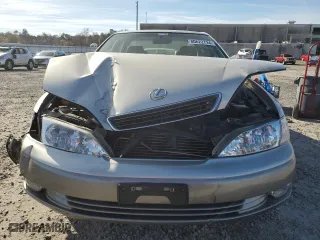 1997 Lexus ES 300 Luxury Sport Sdn with VIN JT8BF22G4V5000394, listed as a Copart auction lot 80622724 with 0 mi miles and Clean Title. Bid and sale history available at carsss.com. Image 5.