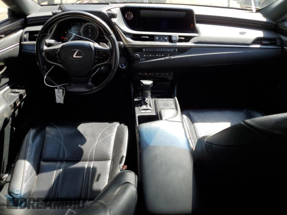 2019 Lexus ES 300h z VIN 58AB21B11KU003746, wystawiony jako Copart lot #53684735 z przebiegiem 260 469 mil mil oraz Szkoda całkowita • Salvage title. Historia ofert i sprzedaży dostępna na DreamBid. Obrazek 8.