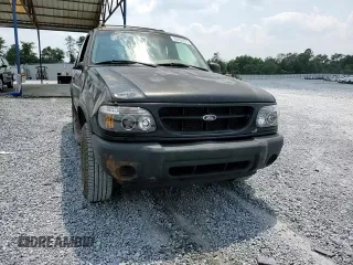 2000 Ford Explorer Sport with VIN 1FMYU60E8YUB03494, listed as a Copart auction lot 59266395 with 210,925 mi miles and Salvage title. Bid and sale history available at DreamBid. Image 14.