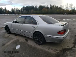 2002 Mercedes-Benz E-Class with VIN WDBJF65J62B473334, listed as a Copart auction lot 78078894 with 136,073 mi miles and Salvage Title. Bid and sale history available at carsss.com. Image 2.