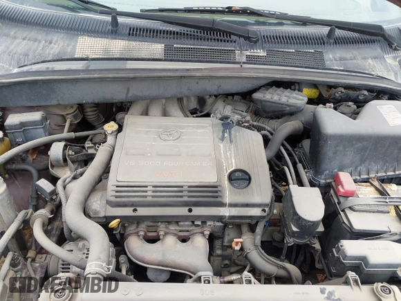 2002 Toyota Sienna LE with VIN 4T3ZF13C12U437425, listed as a IAAI auction lot 41157987 with 200,309 mi miles. Bid and sale history available at carsss.com. Image 10.