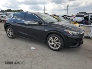 2018 Infiniti QX30 ESSENTIAL with VIN SJKCH5CP8JA060970, listed as a Copart auction lot 66625053 with 0 mi miles and Salvage Title. Bid and sale history available at carsss.com. Image 4.