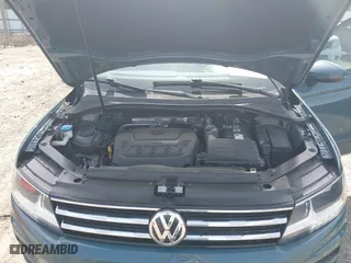 2019 Volkswagen Tiguan S with VIN 3VV1B7AX2KM131063, listed as a IAAI auction lot 41937501 with 59,402 mi miles. Bid and sale history available at carsss.com. Image 10.