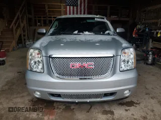 2011 GMC Yukon Denali with VIN 1GKS2EEF2BR353405, listed as a Copart auction lot 51539035 with 210,314 mi miles and Clean Title. Bid and sale history available at carsss.com. Image 5.