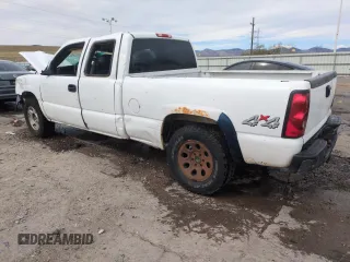 2005 Chevrolet Silverado 1500 with VIN 1GCEK19VX5E240607, listed as a Copart auction lot 50742185 with 190,195 mi miles and Salvage Title. Bid and sale history available at DreamBid. Image 2.