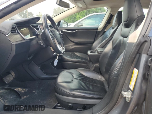 2013 Tesla Model S с VIN 5YJSA1CG6DFP21533, выставлен на аукционе Copart как лот 60850815 с пробегом 24 220 миль миль и На запчасти • Non repairable. История ставок и продаж доступна на DreamBid. Изображение 7.