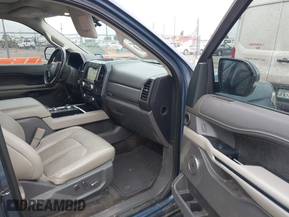 2018 Ford Expedition Limited with VIN 1FMJU2AT8JEA55809, listed as a IAAI auction lot 42169565 with 133,843 mi miles and . Bid and sale history available at DreamBid. Image 5.