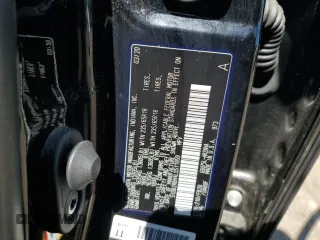 2020 Toyota Highlander LE z VIN 5TDBZRBH4LS511959, wystawiony jako Copart lot #53354555 z przebiegiem 99 381 mil mil oraz Szkoda całkowita • Salvage title. Historia ofert i sprzedaży dostępna na DreamBid. Obrazek 16.