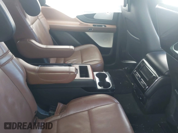 2021 Lincoln Aviator Reserve with VIN 5LM5J7XC3MGL08085, listed as a IAAI auction lot 41482512 with 61,248 mi miles and . Bid and sale history available at DreamBid. Image 8.