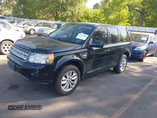2011 Land Rover LR2 HSE z VIN SALFT2BN7BH241038, wystawiony jako IAAI lot #42655687 z przebiegiem 195 395 mil mil oraz . Historia ofert i sprzedaży dostępna na DreamBid. Obrazek 2.